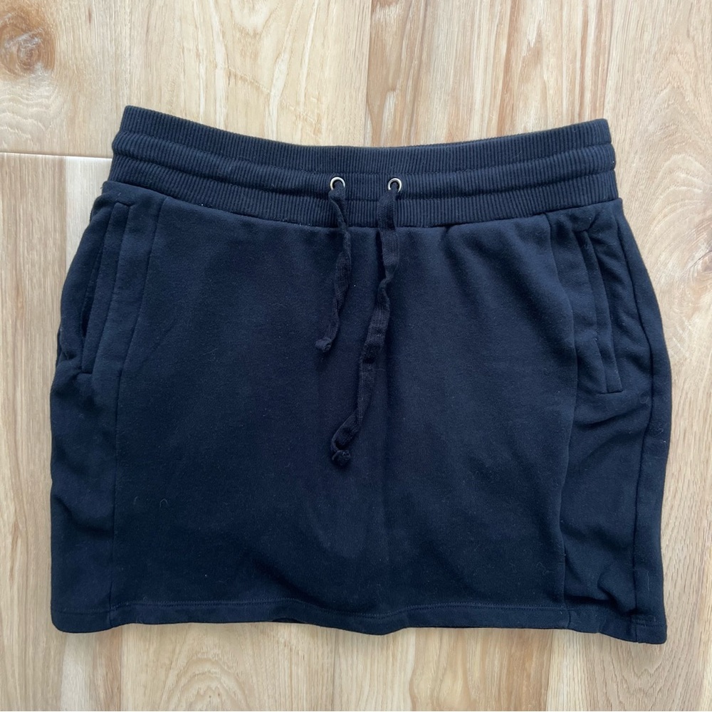 Jones New York Women’s Black Skirt/Shorts Lined Skort Elastic Waist Size Small